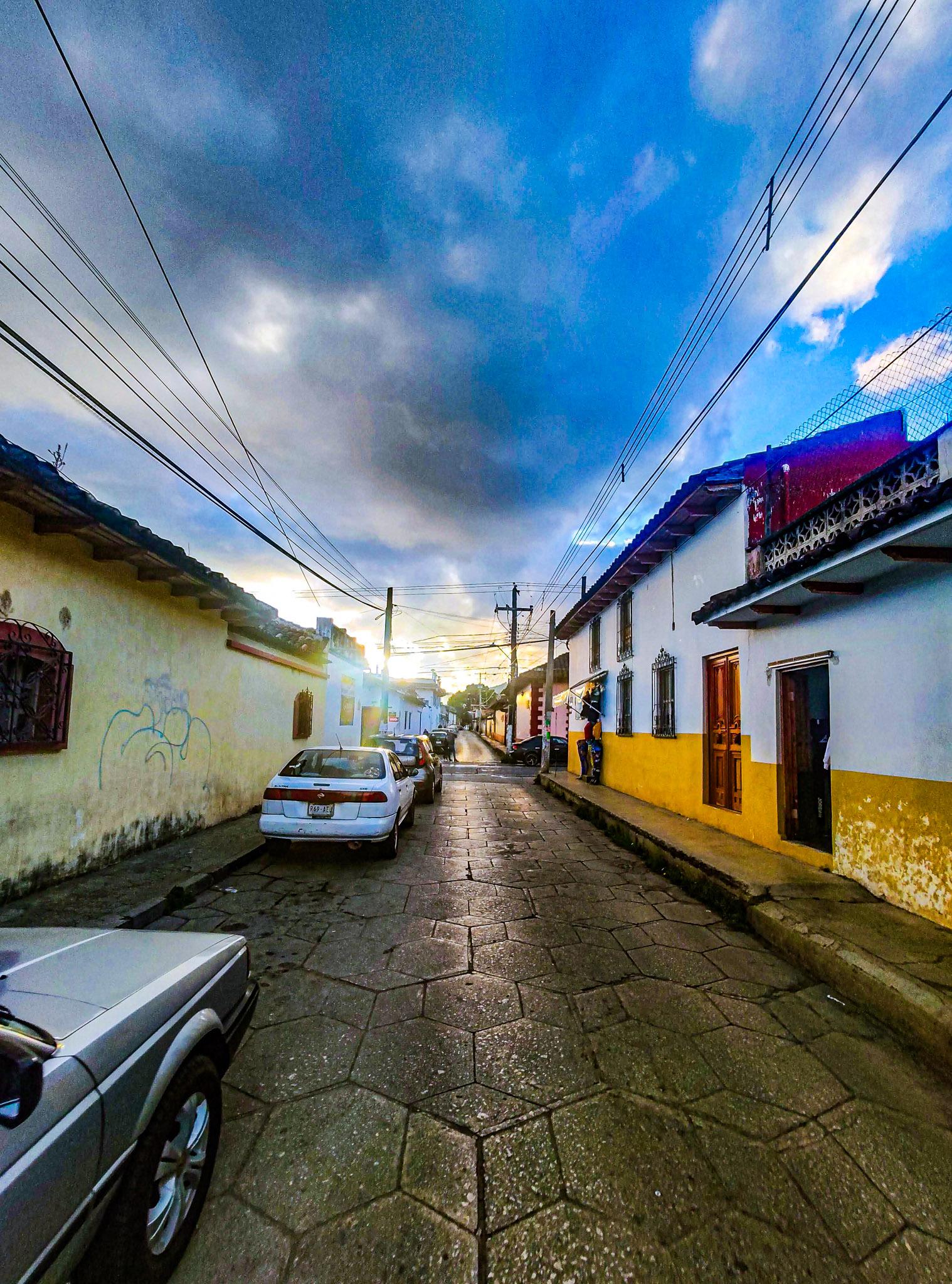 Fotografía callejera y de arquitectura por Edgar Bravo