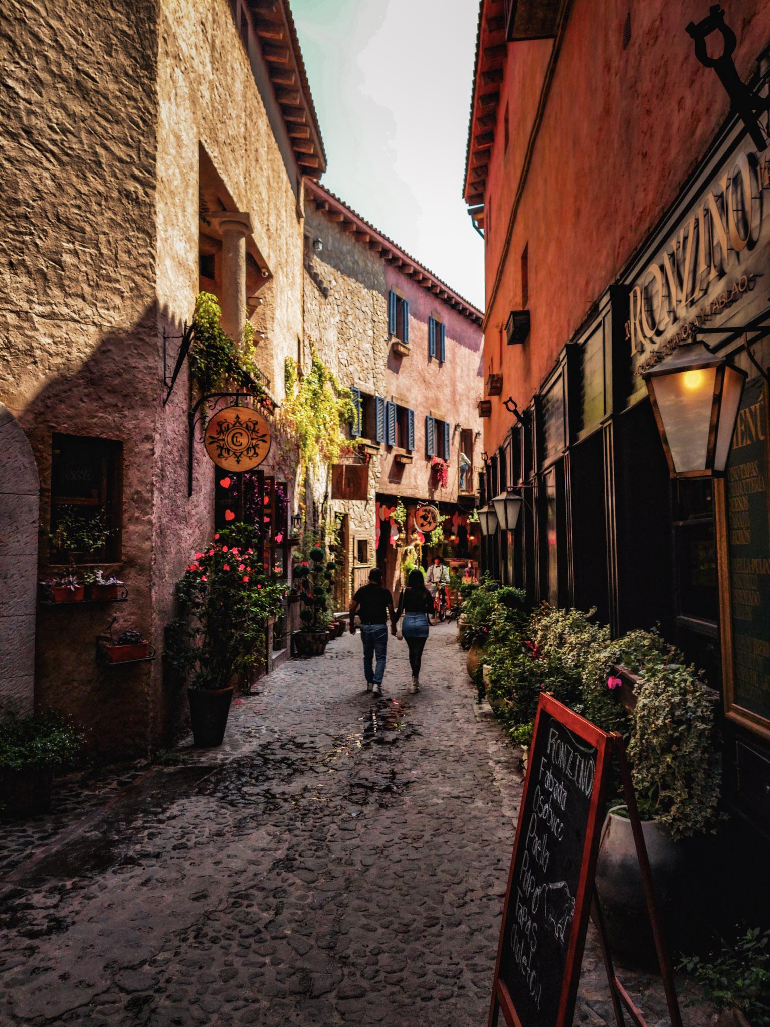 Fotografía callejera y de arquitectura por Edgar Bravo