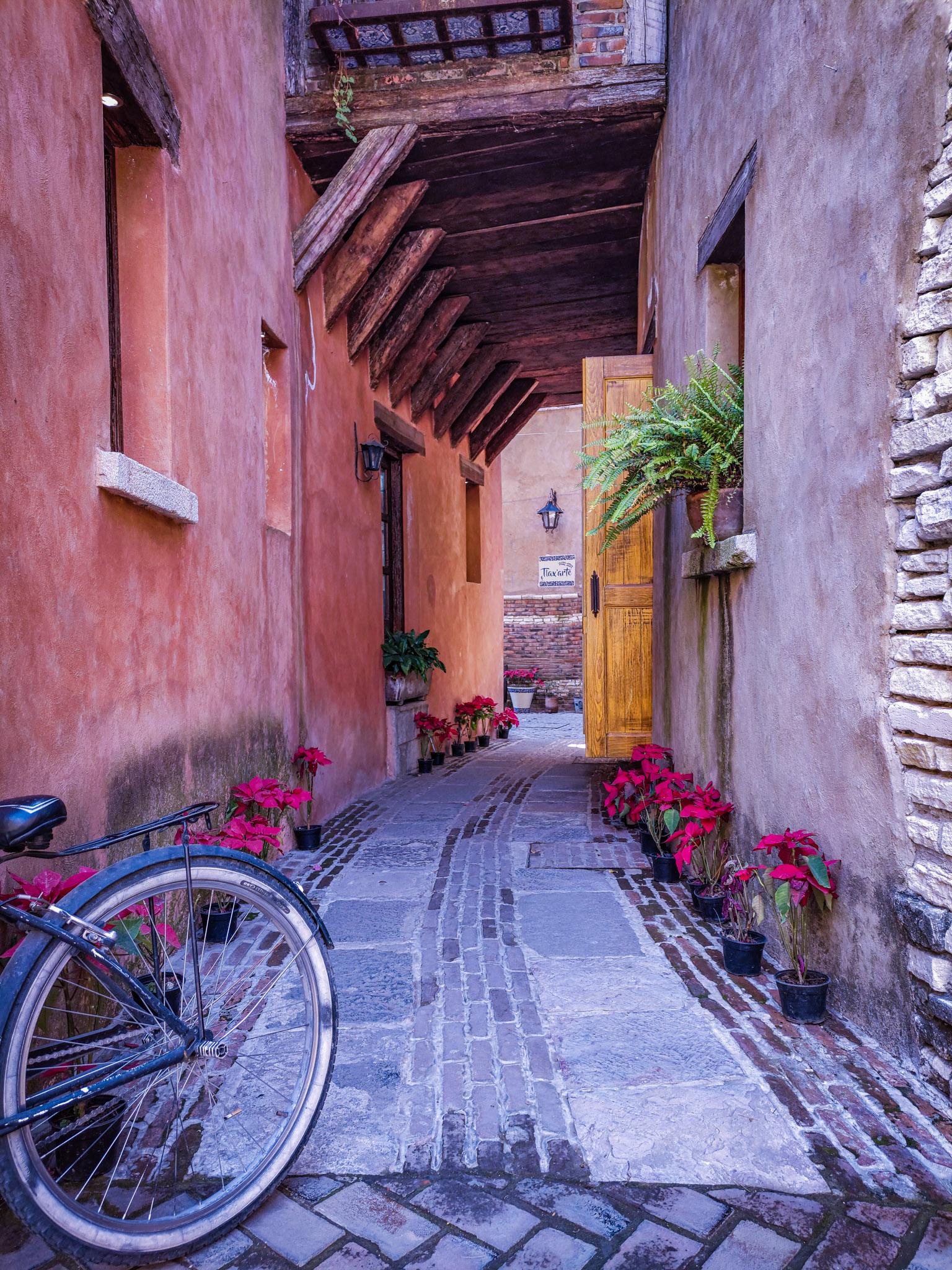 Fotografía callejera y de arquitectura por Edgar Bravo